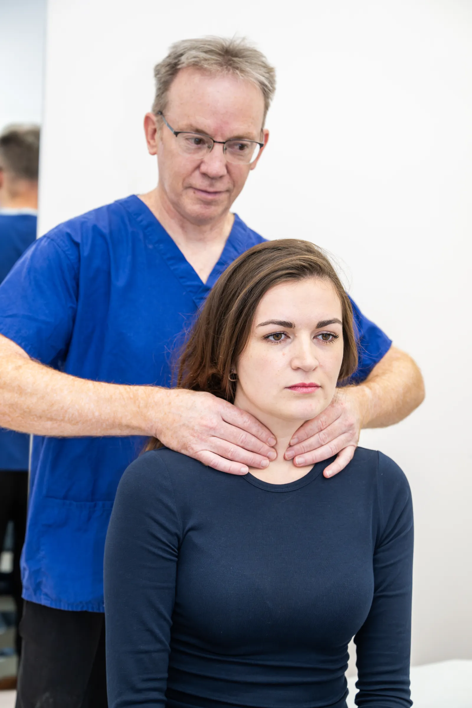 Thyroid gland enlargement & tumours — Kent & Sussex ENT